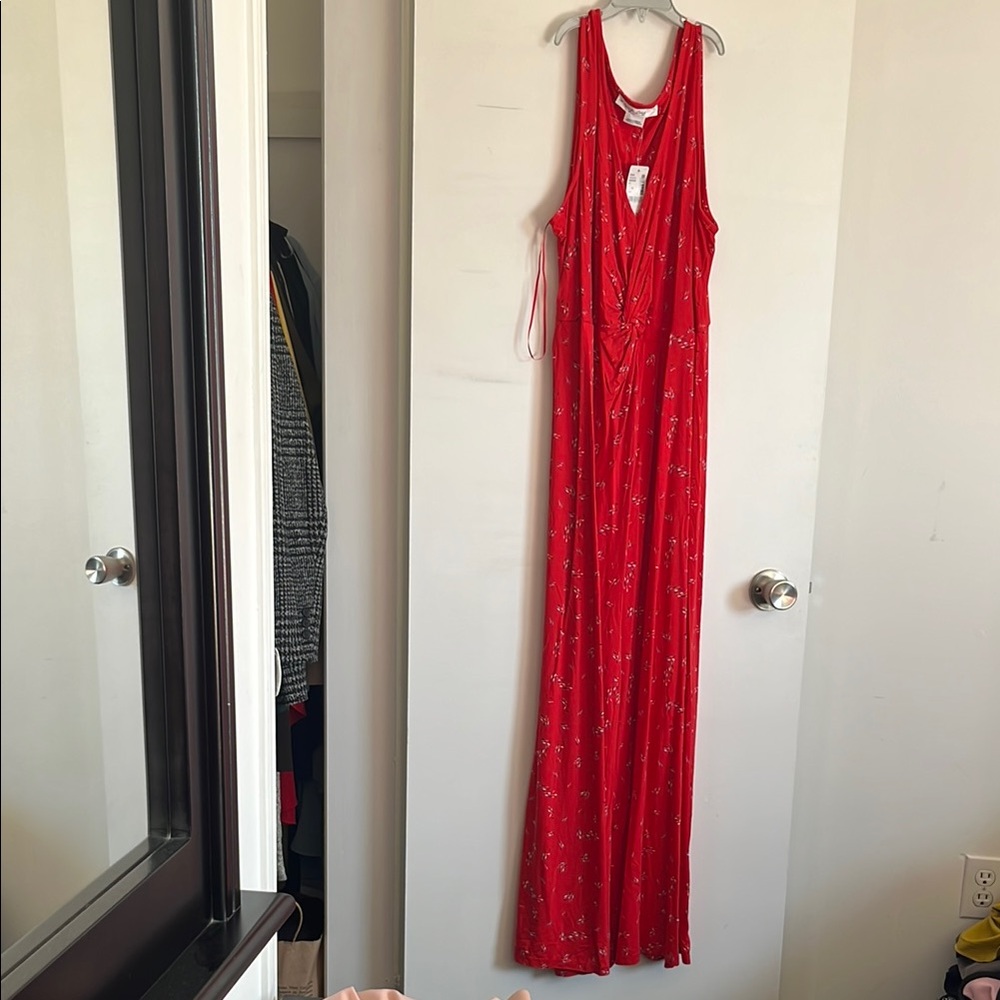 Red Sleeveless Maxi Dress